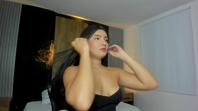 Snapshot of tiffanny_doll_ chatting on May 30, 12:35 pm tiffanny doll online show from May 30, 12:35 pm