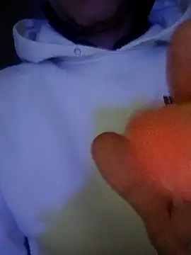 ANGELSANTAMARIA- online show from November 30, 6:01 pm