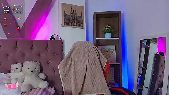 PepperTwink online show from April 27, 3:54 pm
