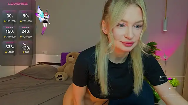 Snapshot of AnitaLamb chatting on December 1, 5:12 am AnitaLamb online show from December 1, 5:12 am