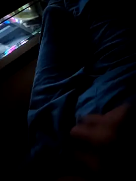 Snapshot of jonymoreno chatting on November 30, 12:03 am jonymoreno online show from November 30, 12:03 am