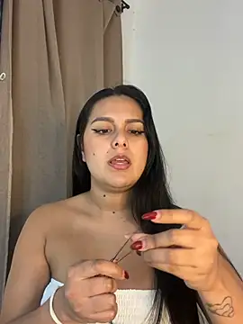 Snapshot of antonella_rod chatting on May 7, 7:41 pm antonella rod online show from May 7, 7:41 pm