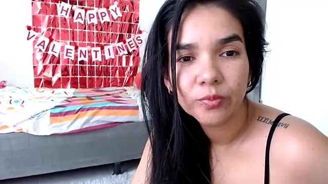 tezza smith online show from February 12, 3:49 pm