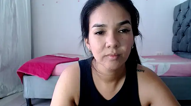 tezza smith online show from February 17, 3:53 pm