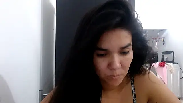 tezza smith online show from July 20, 1:31 am