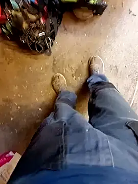 Snapshot of Dam70 chatting on October 26, 7:14 am Dam70 online show from October 26, 7:14 am