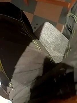 Snapshot of Dam70 chatting on November 16, 6:19 am Dam70 online show from November 16, 6:19 am