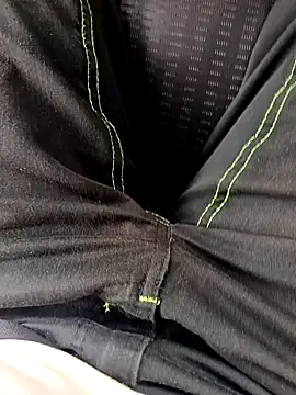 Snapshot of Dam70 chatting on November 28, 1:36 pm Dam70 online show from November 28, 1:36 pm