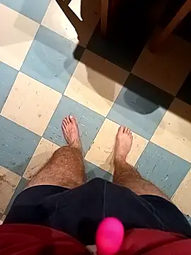 Snapshot of Dam70 chatting on January 16, 6:01 pm Dam70 online show from January 16, 6:01 pm