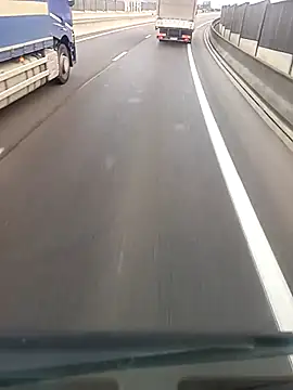 Snapshot of Dam70 chatting on February 4, 8:20 am Dam70 online show from February 4, 8:20 am