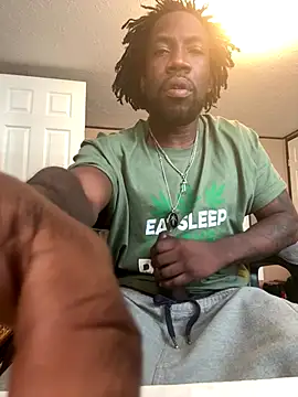 Snapshot of BigDMann40 chatting on September 8, 7:57 pm BigDMann40 online show from September 8, 7:57 pm