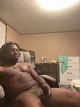 Snapshot of BigDMann40 chatting on October 1, 10:43 am BigDMann40 online show from October 1, 10:43 am