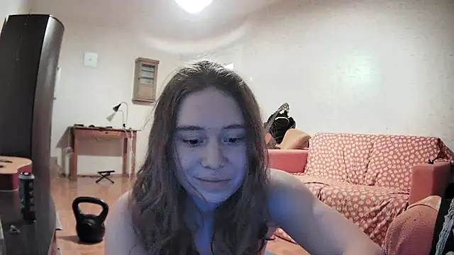 Snapshot of girliemilk chatting on February 21, 5:20 pm girliemilk online show from February 21, 5:20 pm