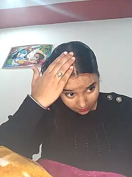 RAYI 01 online show from February 10, 4:36 pm