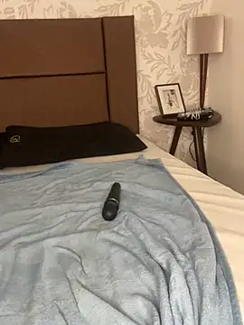 Nicky gh online show from February 5, 7:31 pm