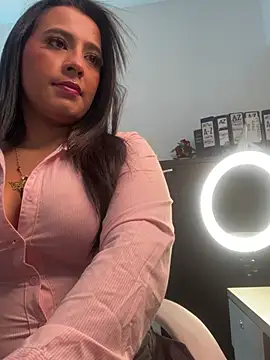 Nicky gh online show from February 9, 7:52 pm