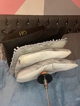 Nicky gh online show from December 5, 8:38 pm