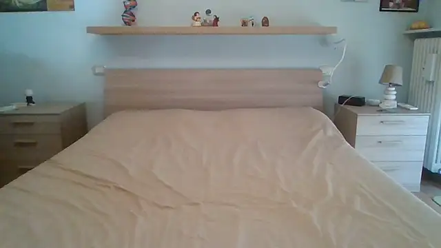 Snapshot of PrincessEileen89 chatting on October 1, 10:10 am PrincessEileen89 online show from October 1, 10:10 am