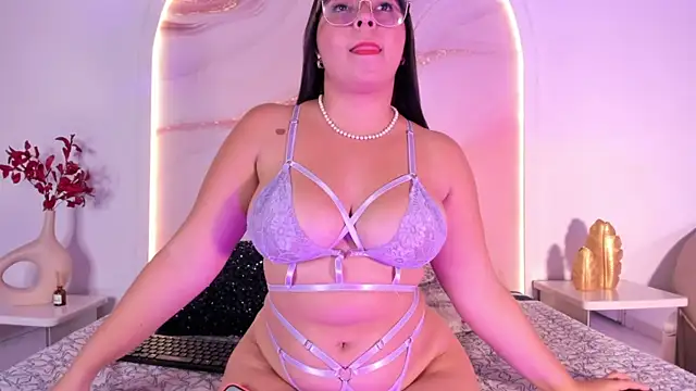 Sofii Lopezz online show from February 5, 11:44 am