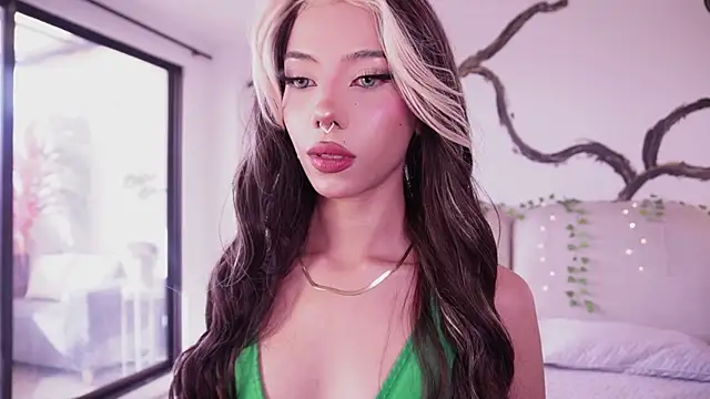 Snapshot of soidai_miiu chatting on September 13, 8:52 pm soidai miiu online show from September 13, 8:52 pm