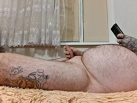 Snapshot of vitek1110 chatting on October 9, 4:16 pm vitek1110 online show from October 9, 4:16 pm