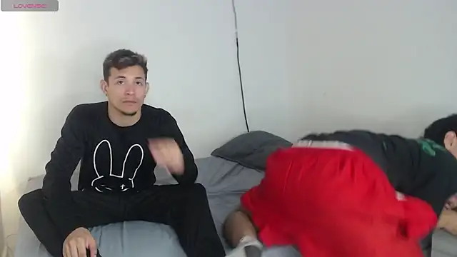 Snapshot of the_murderer chatting on February 20, 1:46 am the murderer online show from February 20, 1:46 am