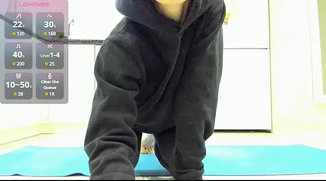 Snapshot of Katya_yoga chatting on February 4, 4:37 am Katya yoga online show from February 4, 4:37 am