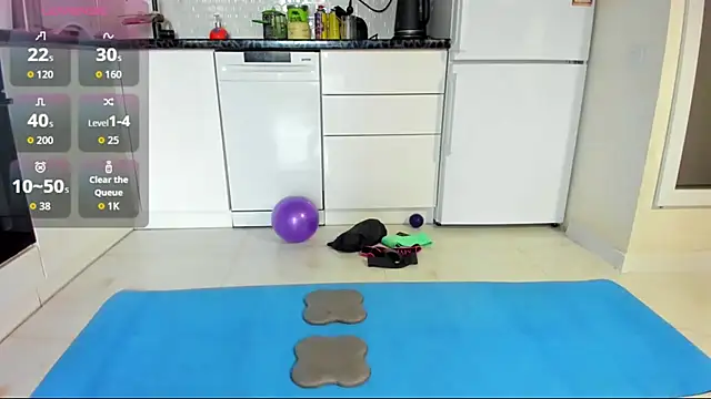 Snapshot of Katya_yoga chatting on October 24, 12:12 pm Katya yoga online show from October 24, 12:12 pm