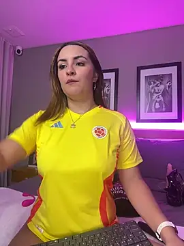 Snapshot of JessyCream chatting on March 20, 10:29 pm JessyCream online show from March 20, 10:29 pm