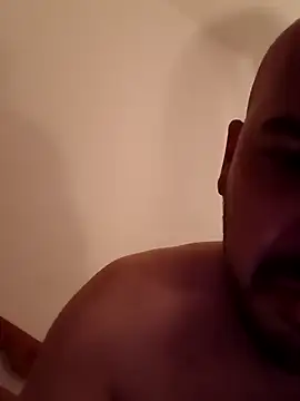 Snapshot of ginger_1_1 chatting on December 14, 5:13 am ginger 1 1 online show from December 14, 5:13 am