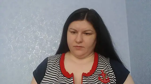 KiraSwee online show from February 6, 9:12 am