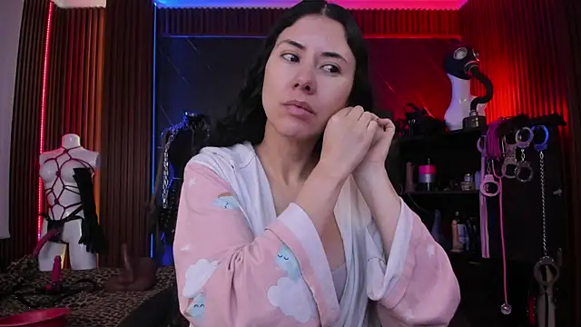 XiaQueen online show from January 17, 12:21 pm