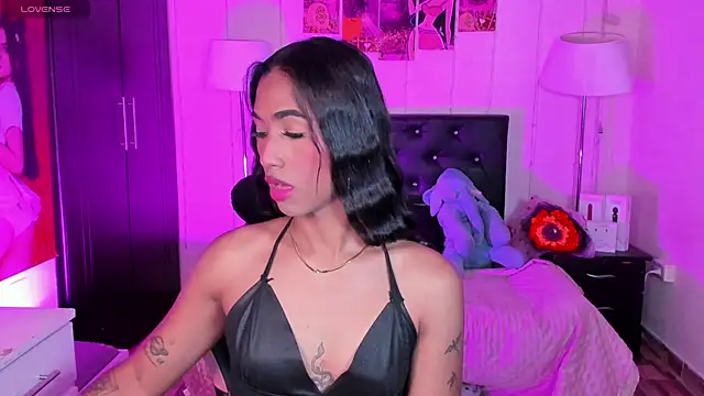 Snapshot of Alissemasiel chatting on March 12, 8:37 pm Alissemasiel online show from March 12, 8:37 pm