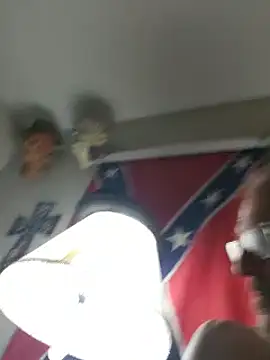 Snapshot of Dara4q chatting on February 20, 8:50 am Dara4q online show from February 20, 8:50 am