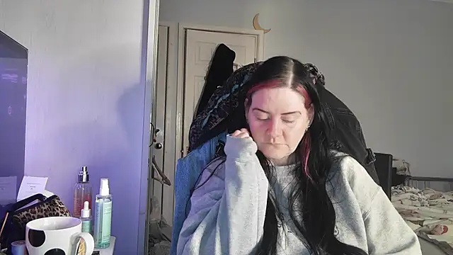 Snapshot of AureliaXOX chatting on December 3, 12:58 pm AureliaXOX online show from December 3, 12:58 pm