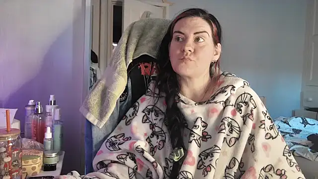 Snapshot of AureliaXOX chatting on January 7, 10:18 am AureliaXOX online show from January 7, 10:18 am