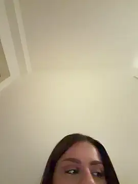 Snapshot of mrsbellanova chatting on June 29, 11:27 pm mrsbellanova online show from June 29, 11:27 pm
