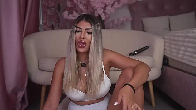 emma goodess  online show from June 29, 11:16 pm