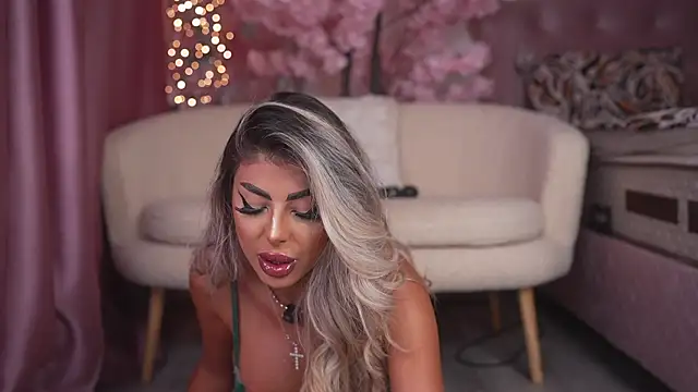 emma goodess  online show from July 9, 10:14 pm