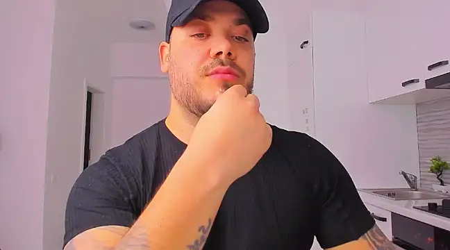 Snapshot of ZackMasterss chatting on February 12, 1:30 am ZackMasterss online show from February 12, 1:30 am