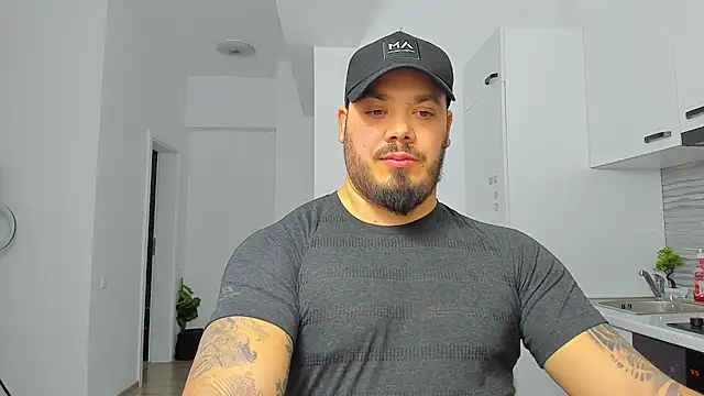 Snapshot of ZackMasterss chatting on February 25, 11:11 pm ZackMasterss online show from February 25, 11:11 pm