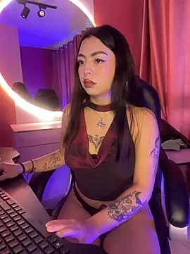 Snapshot of Valu_euphoria chatting on July 19, 1:59 pm Valu euphoria online show from July 19, 1:59 pm
