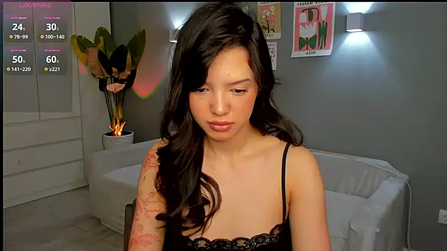 RikoAsada online show from November 13, 7:18 am