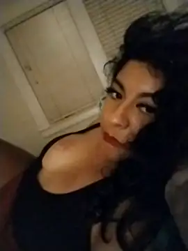 Snapshot of bellaxo chatting on March 10, 3:34 am bellaxo online show from March 10, 3:34 am