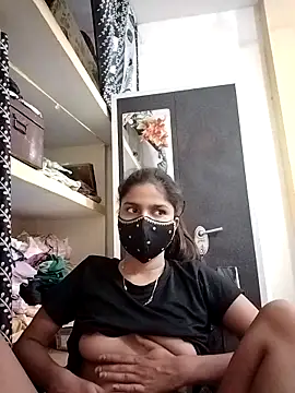 fuungirl38 online show from September 26, 10:58 pm