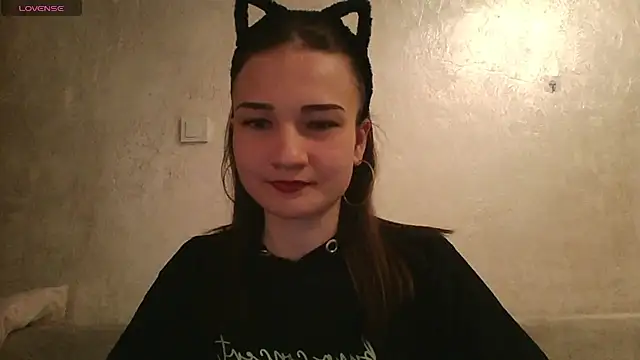 RoyalDessertt online show from March 13, 10:36 am