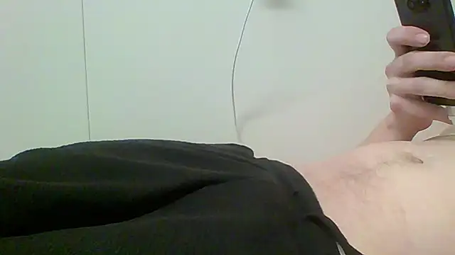 j3sp3r930 online show from February 27, 4:21 pm