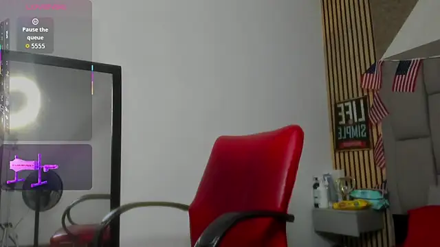 dafnnelewis online show from September 11, 11:32 am