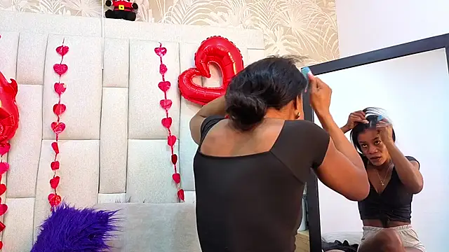 dafnnelewis online show from February 20, 11:32 am