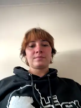 Maggie Geller online show from December 18, 7:09 pm